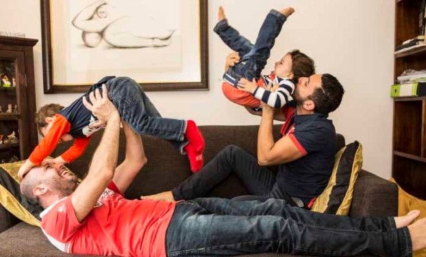 Cambiano i tempi, così come i modelli di famiglia (foto dal sito web di Famiglie Arcobaleno)