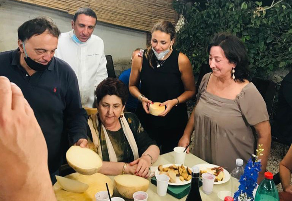 La visita di Teresa Bellanova alla Cooperativa Primavera Fattoria Zero