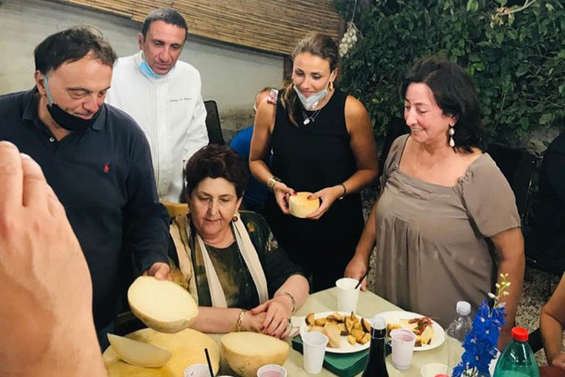 La visita di Teresa Bellanova alla Cooperativa Primavera Fattoria Zero